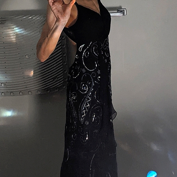 Scala black beaded black backless cocktail dress size small - Picture 4 of 6